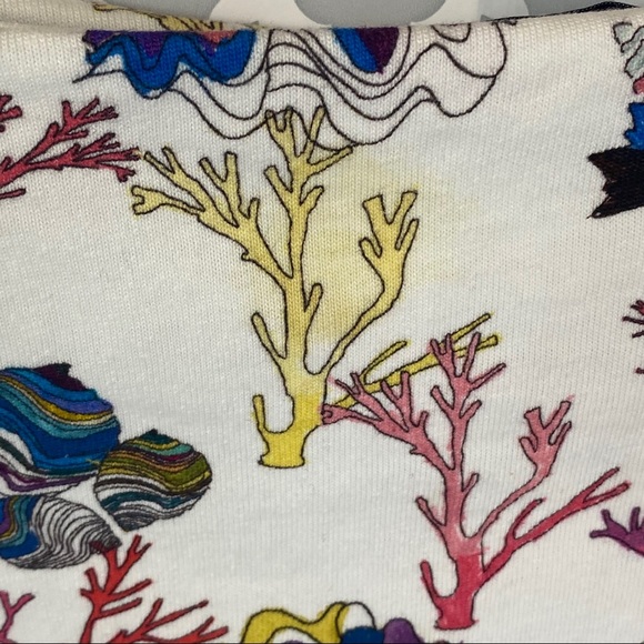 GUC & Other Stories Shell Algae Printed Crop Top - Picture 10 of 12